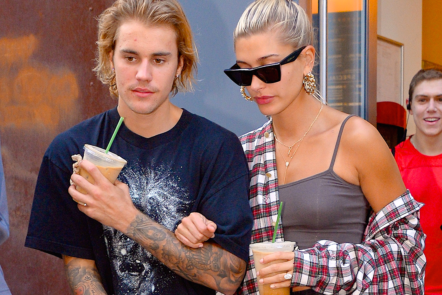 Justin Bieber Explains Crying Photos With Hailey Baldwin