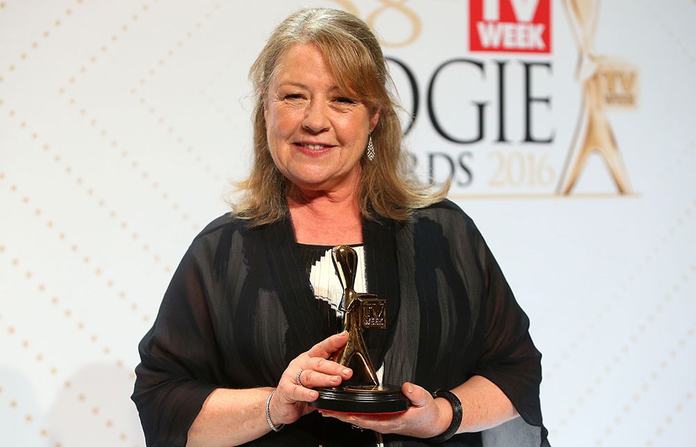 Noni Hazlehurst Is Second Woman To Make Logies Hall Of Fame