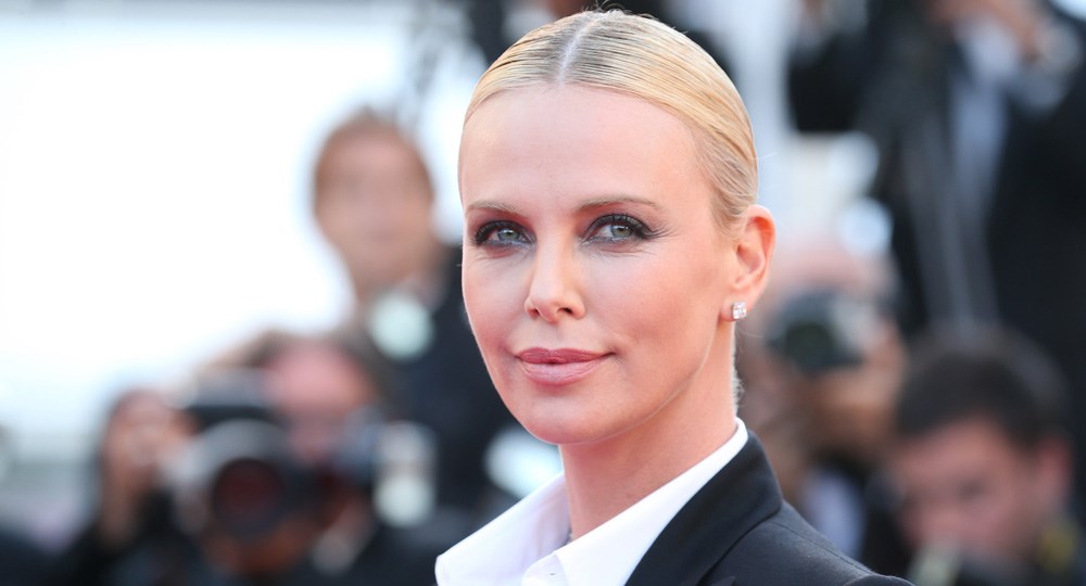 The Internet Is Outraged Charlize Theron Let her Son Wear A Dress