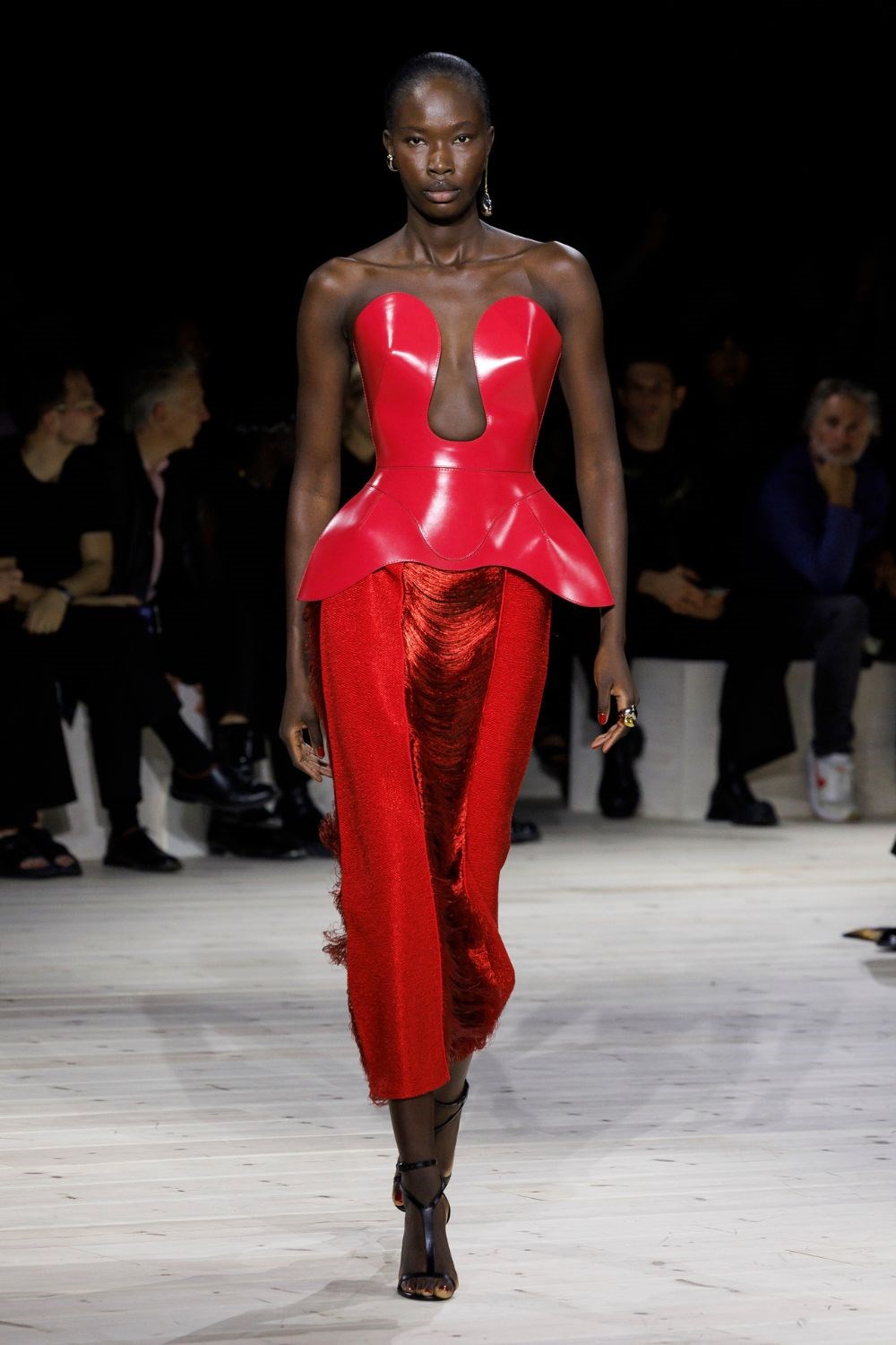 red-trend-fashion-month-spring-summer-2024