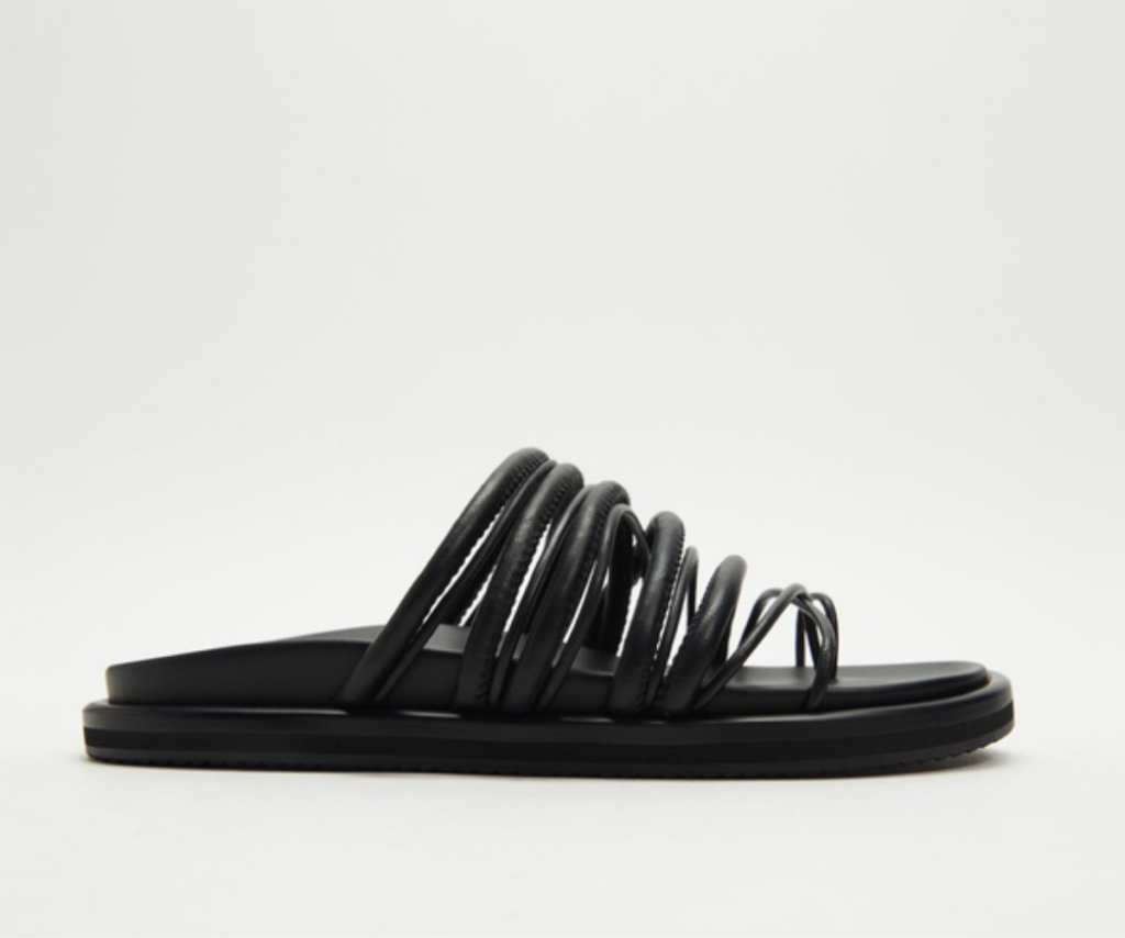 alias-mae-black-sandals