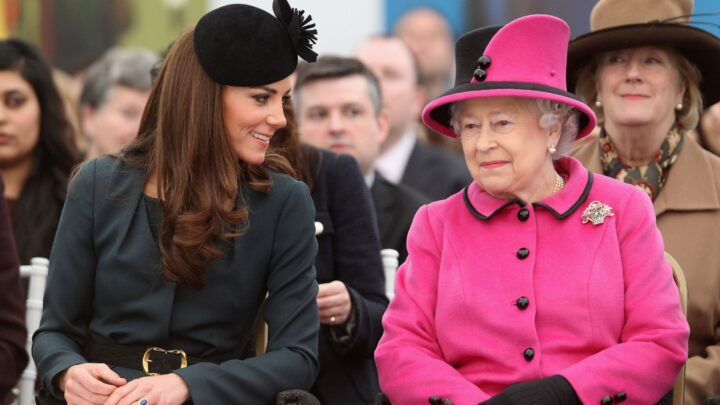 kate-middleton-queen-elizabeth-royal-protocol