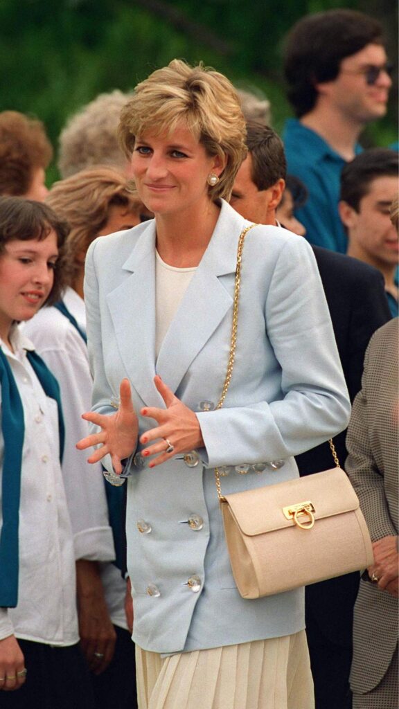 princess-diana-ferragamo-clutch