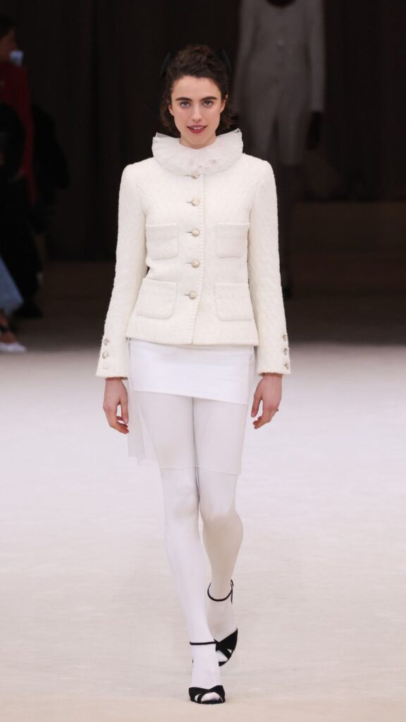 chanel-haute-couture-spring-summer-2024-balletcore-coquette