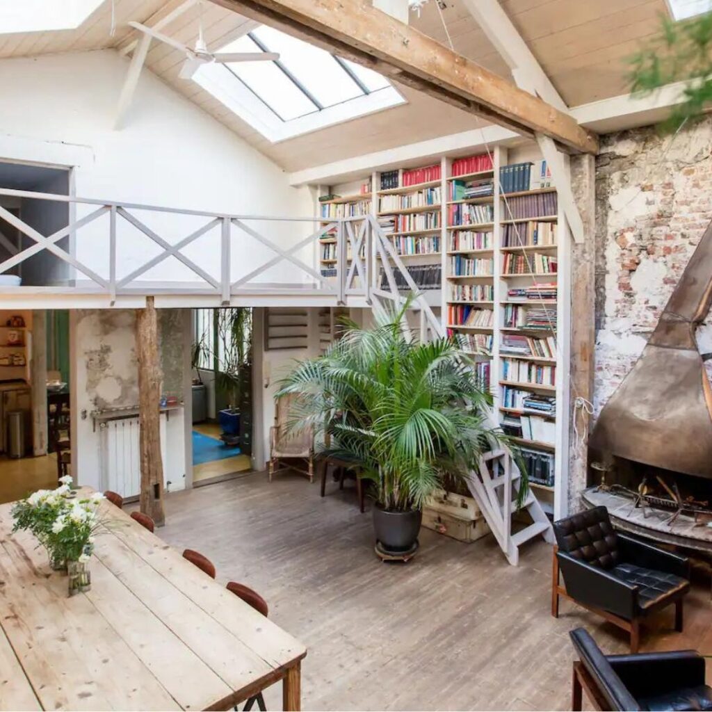 The best Airbnbs in Paris. 