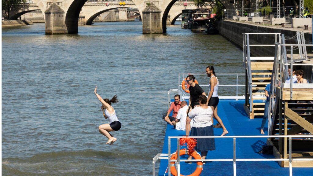 Paris Mayor swims in the Seine.