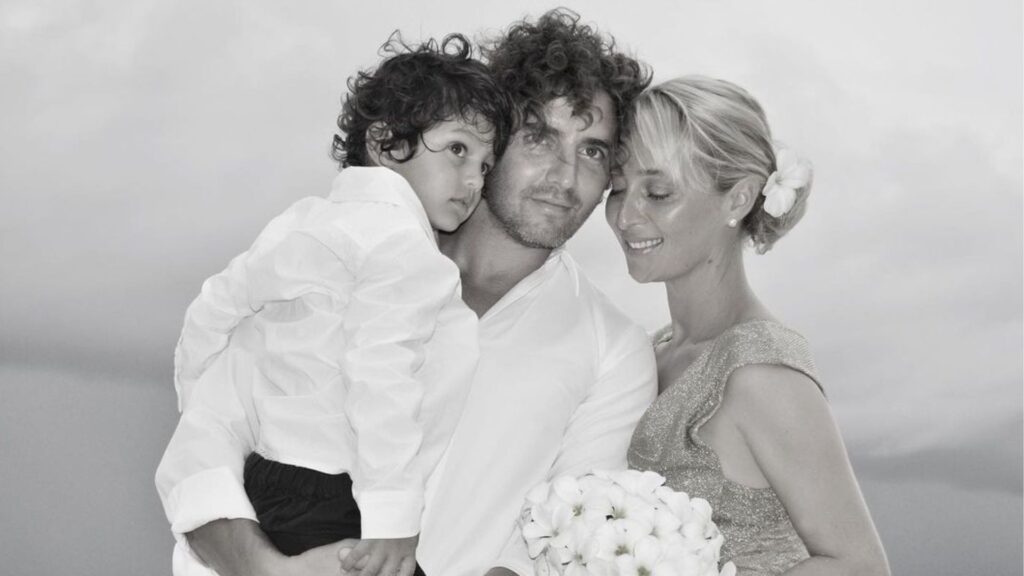 Asher Keddie's wedding day. 