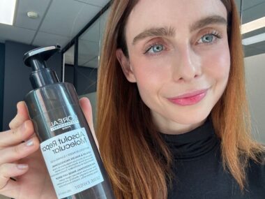 Ruby Feneley reviews the Loreal Professioel Absolut Repair Molecular Rinse-Off Serum