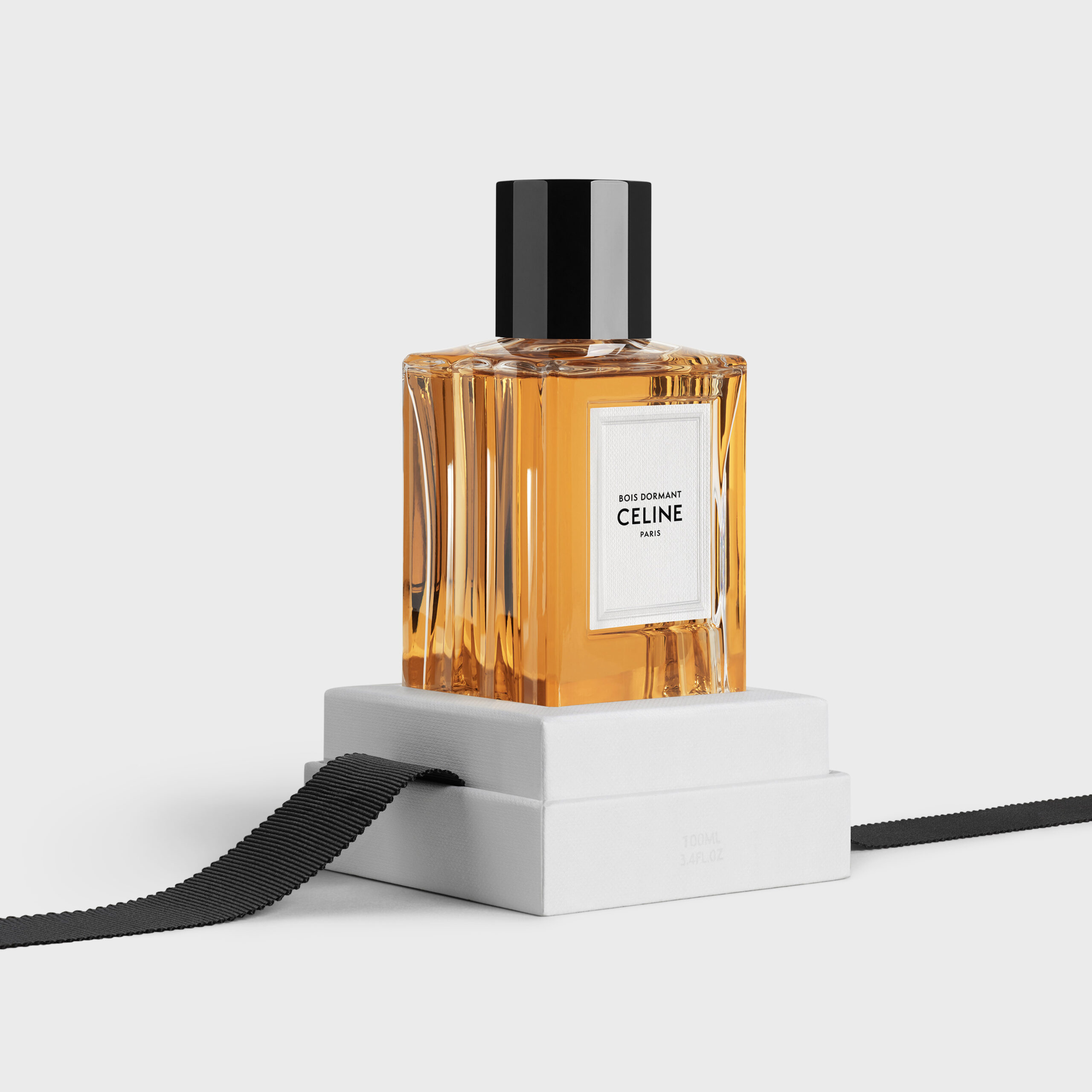 celine-bois-dormant-perfume