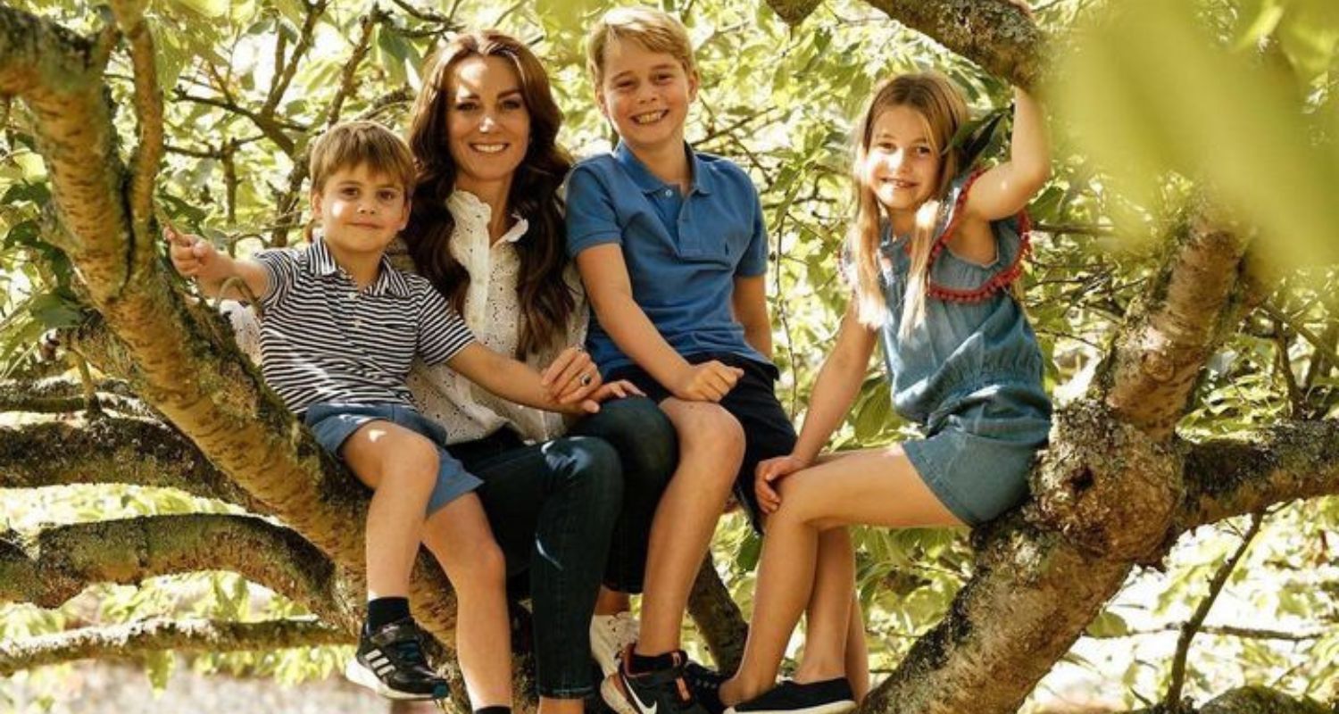 The Royal Family Commemorate Mother’s Day With New Instagram Photos