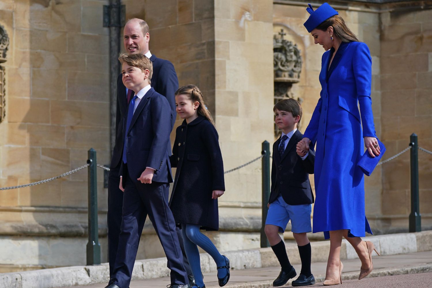 duke-and-duchess-of-cambridge-with-their-children