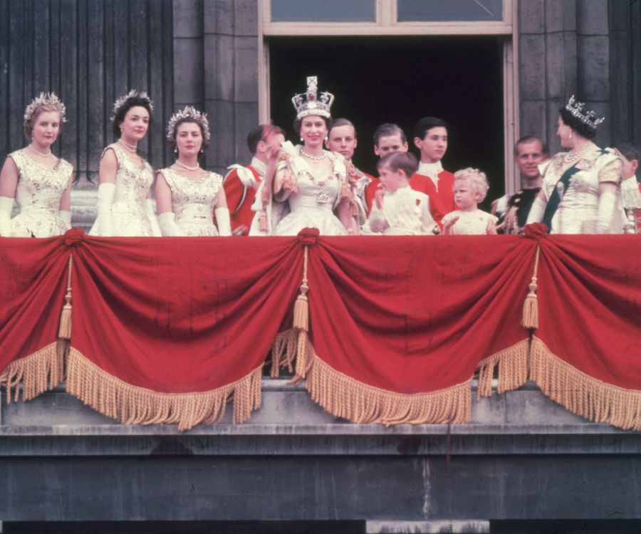 queen-elizabethii-coronation