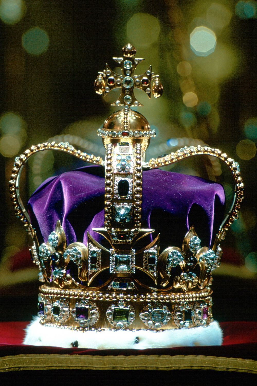 king-charles-coronation-st-edwards-crown