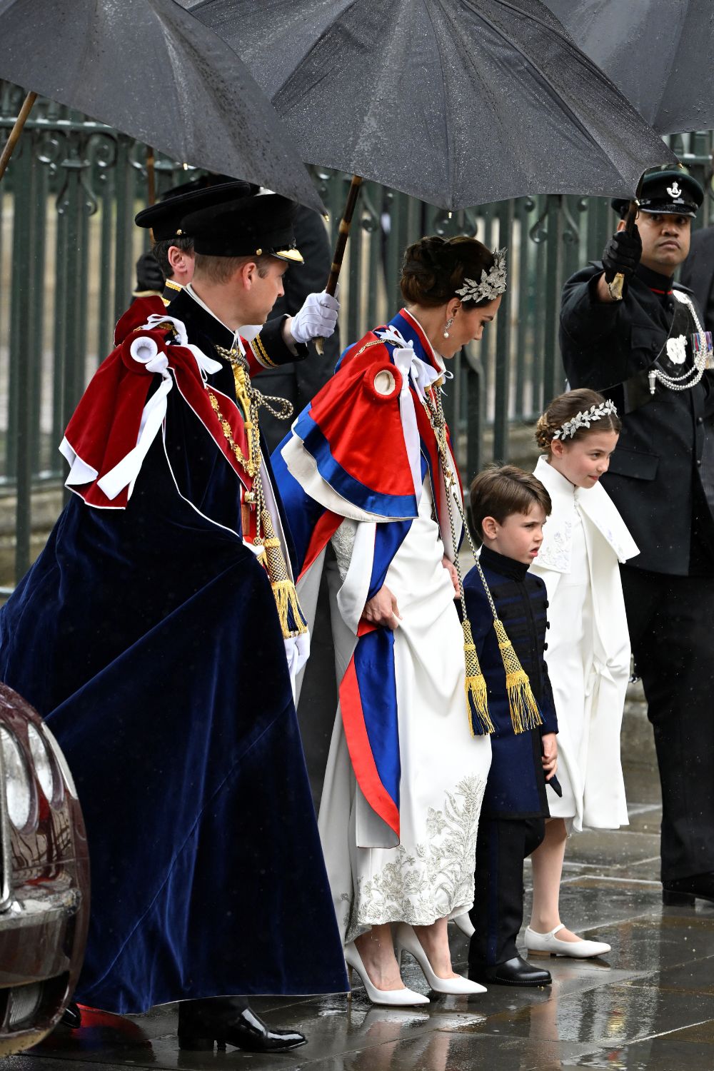 kate-middleton-prince-william-and-family-coronation