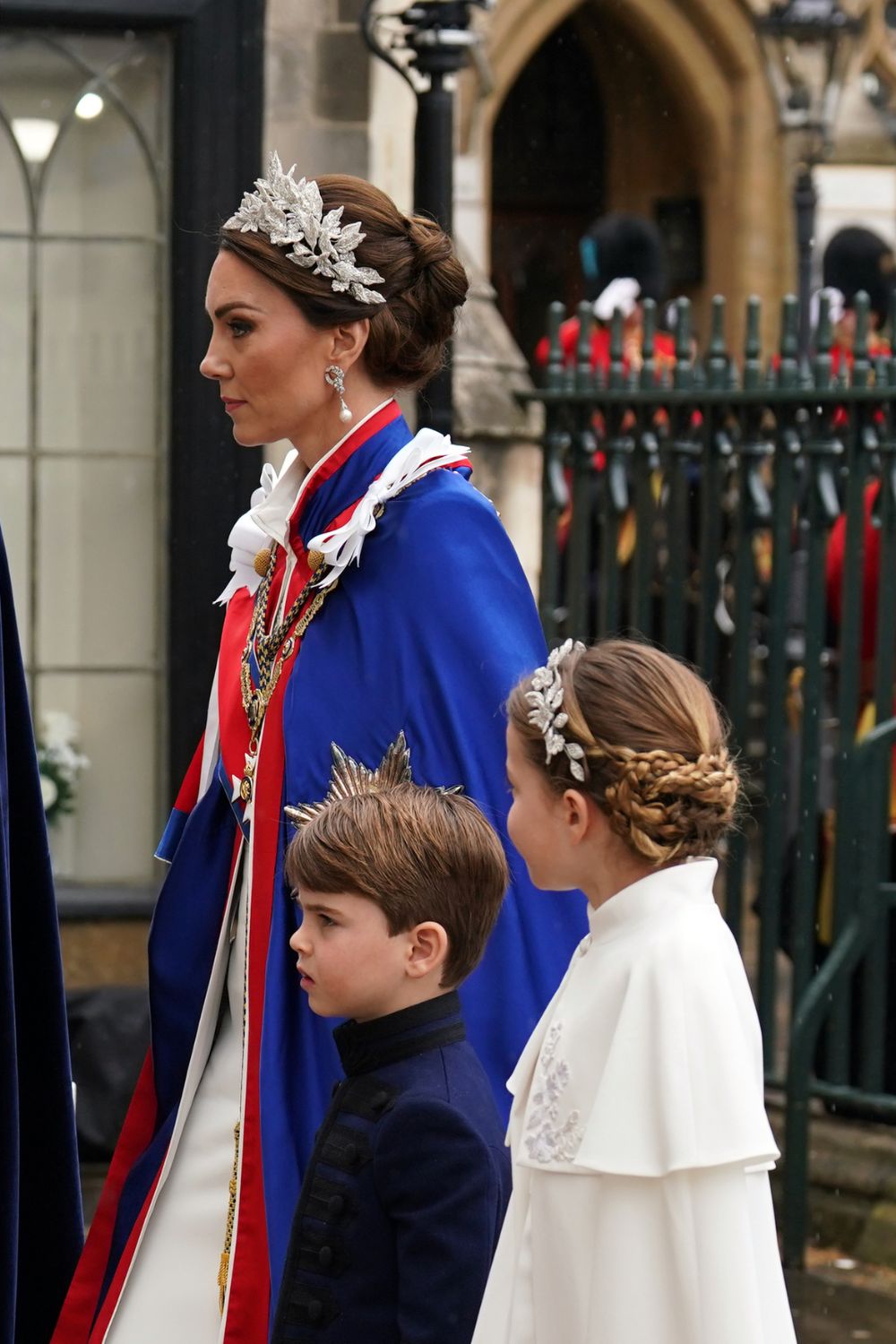 kate-middleton-princess-charlotte-matching