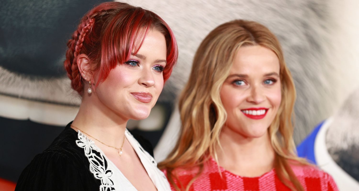 Ava Phillippe Is The Spitting Image Of Her Mum, Reese Witherspoon