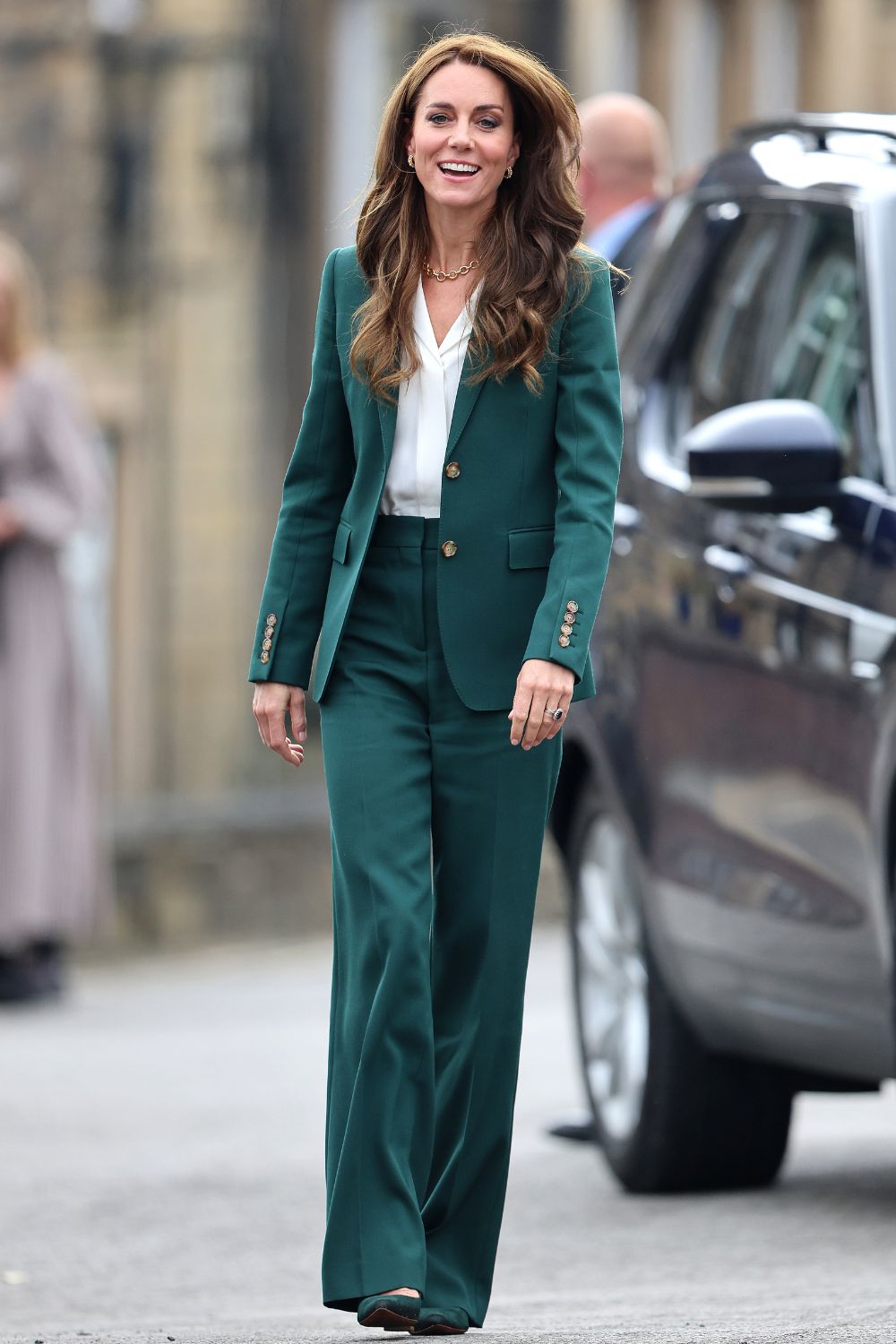 kate-middleton-suits-style-outfits