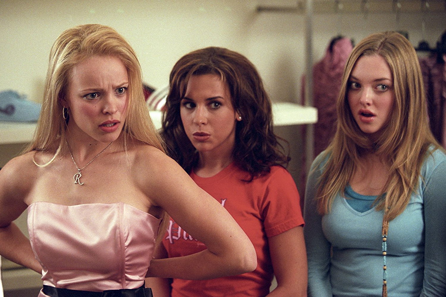 Stop Everything: A Never-Before-Seen ‘Mean Girls’ Scene Has Surfaced