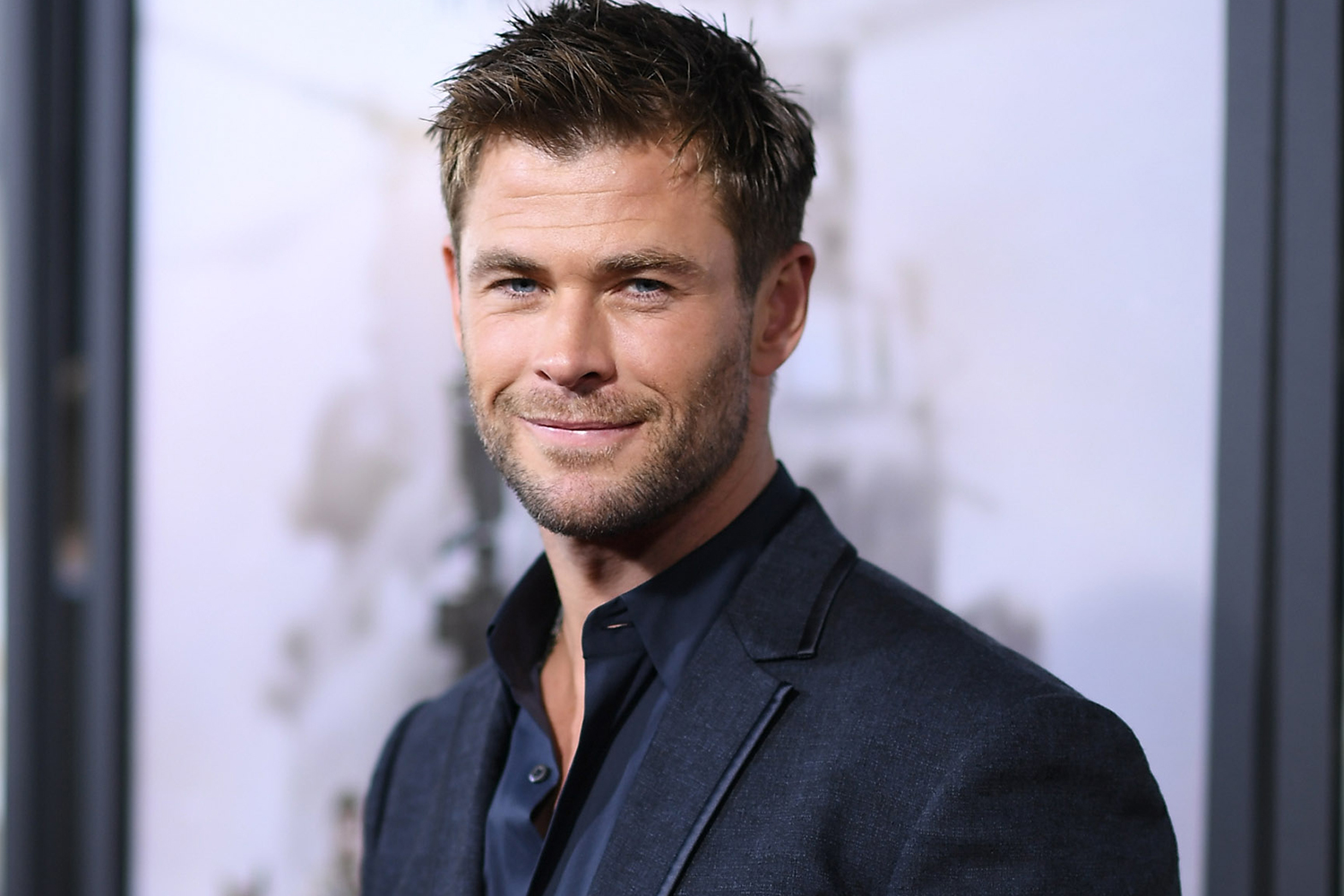 This Video Of Chris Hemsworth Dancing To ‘Wrecking Ball’ Will Make Your Day