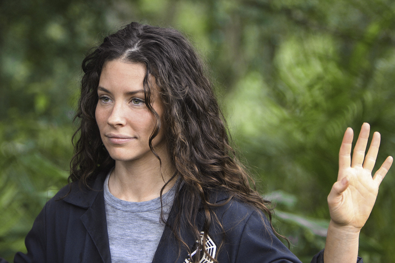 Lost Producers Apologise To Evangeline Lilly Over Nude Scene