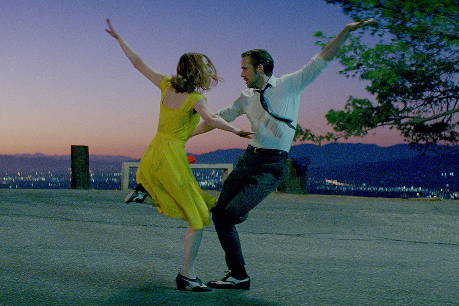 Ryan Gosling and Emma Stone in La La Land