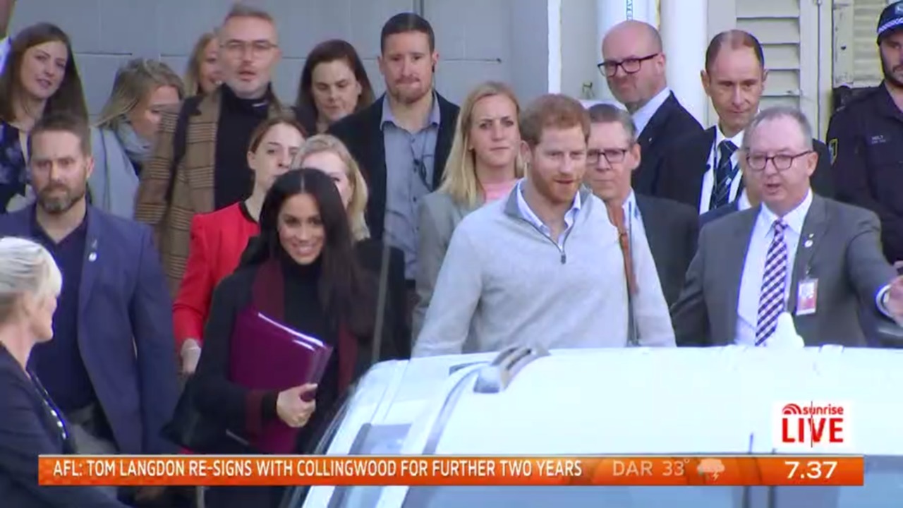 Meghan Markle and Prince Harry arrive in Sydney!