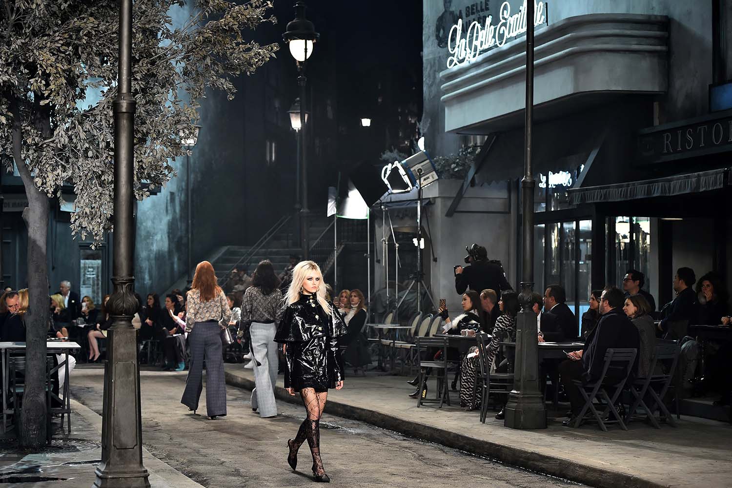 Chanel Métiers d'Art 2015