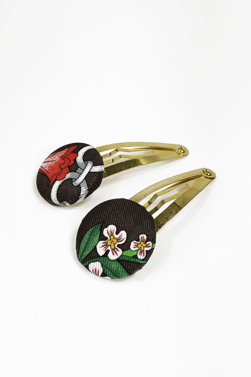 gucci scarf hairslides