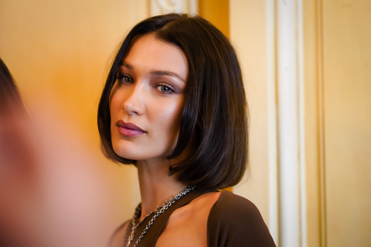 Bella Hadid Is Giving Us Major Kim K Vibes With Her Latest Haircut