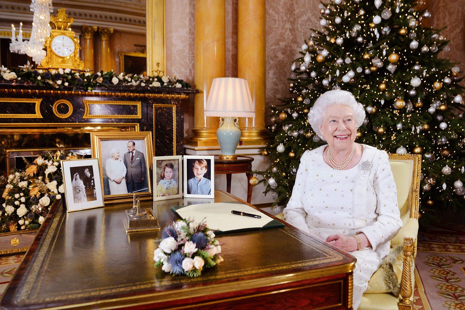 You Can Now Bake The Queen’s Favourite Festive Treat On Christmas Day