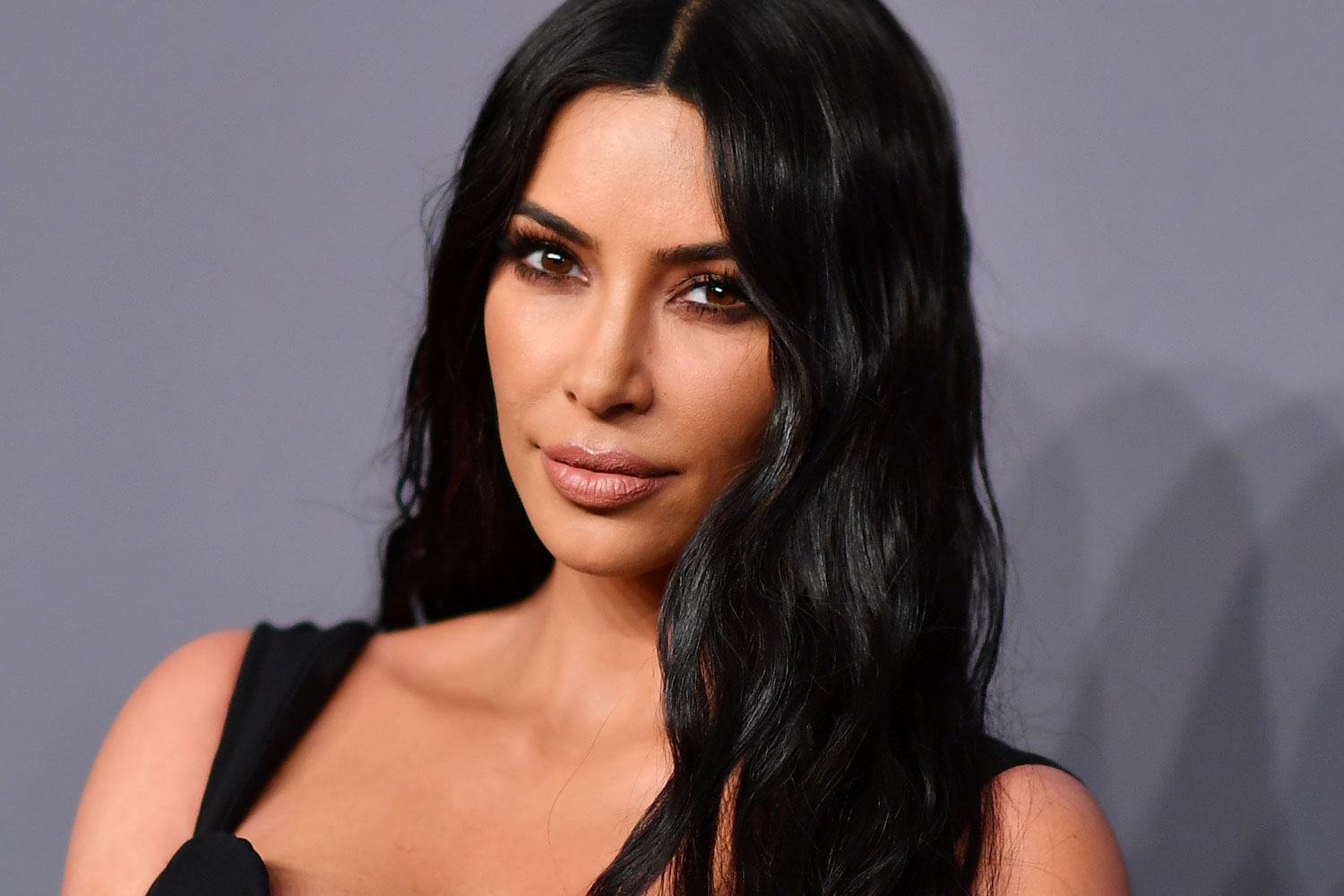 People Are Freaking Out Over Kim Kardashian’s Christmas Gift Wrapping