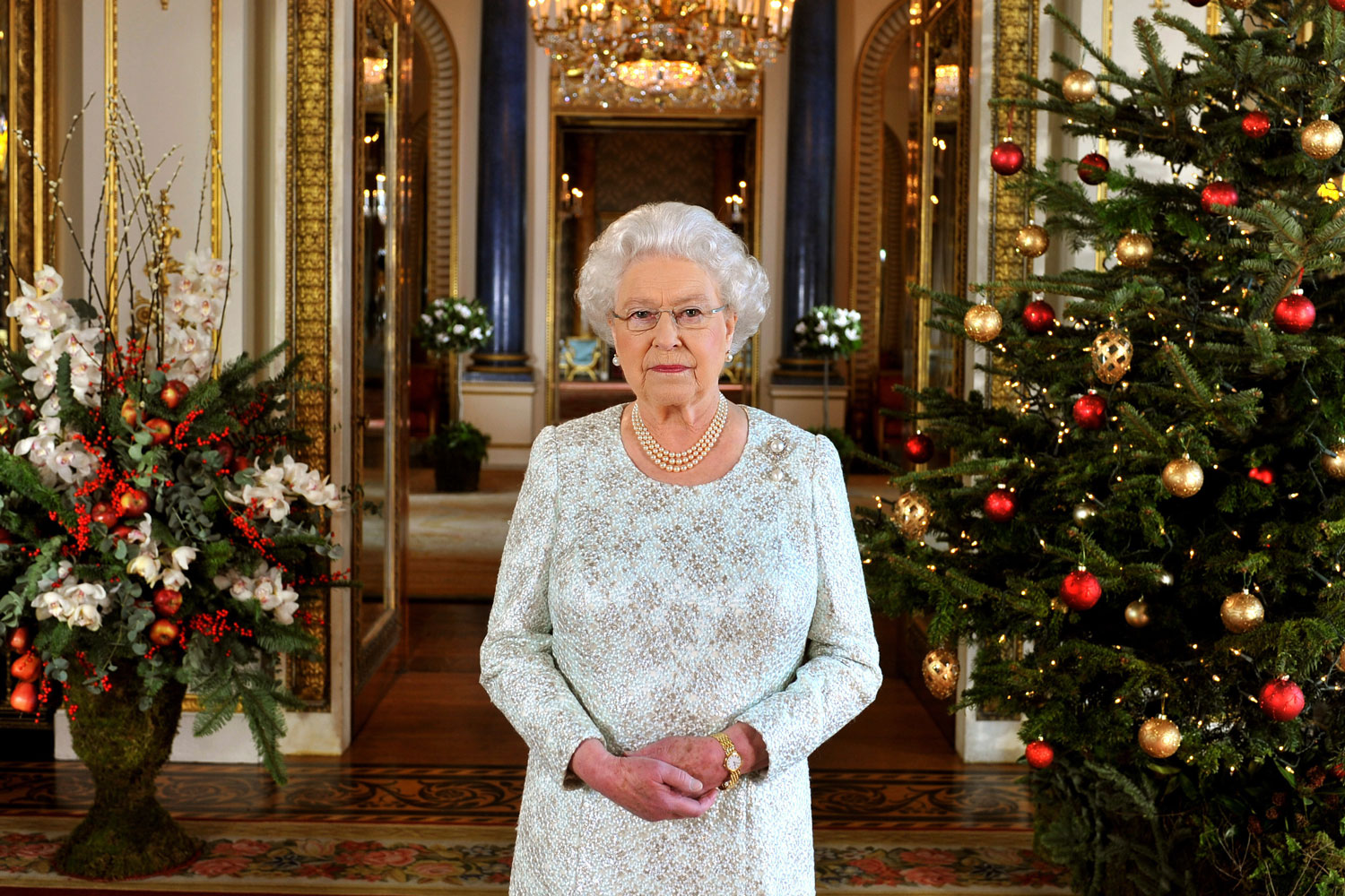 We Now Know How Much The Queen Spends On Christmas Gifts Every Year