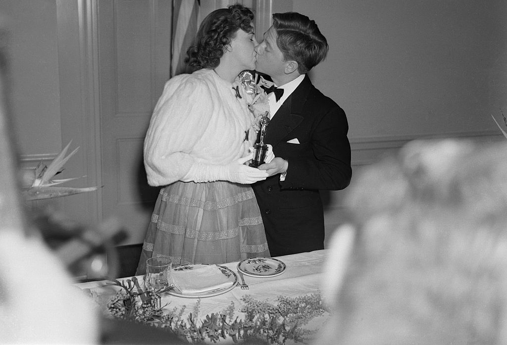 judy garland oscars 1939