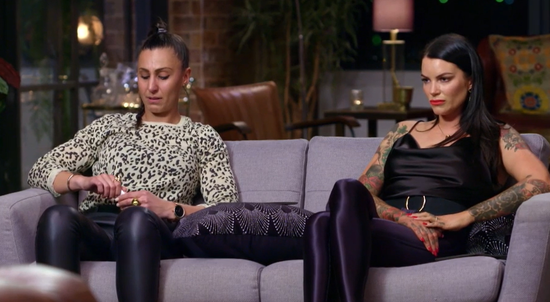 Tash and Amanda vote to "leave"