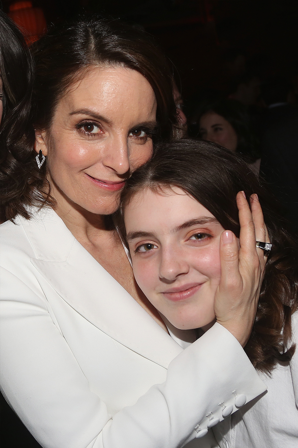 Tina Fey and daughter Alice look alike.