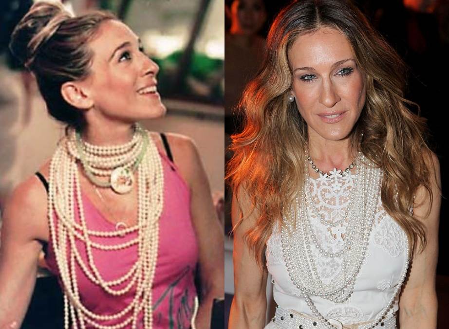 Sarah Jessica Parker dressing like Carrie Bradshaw