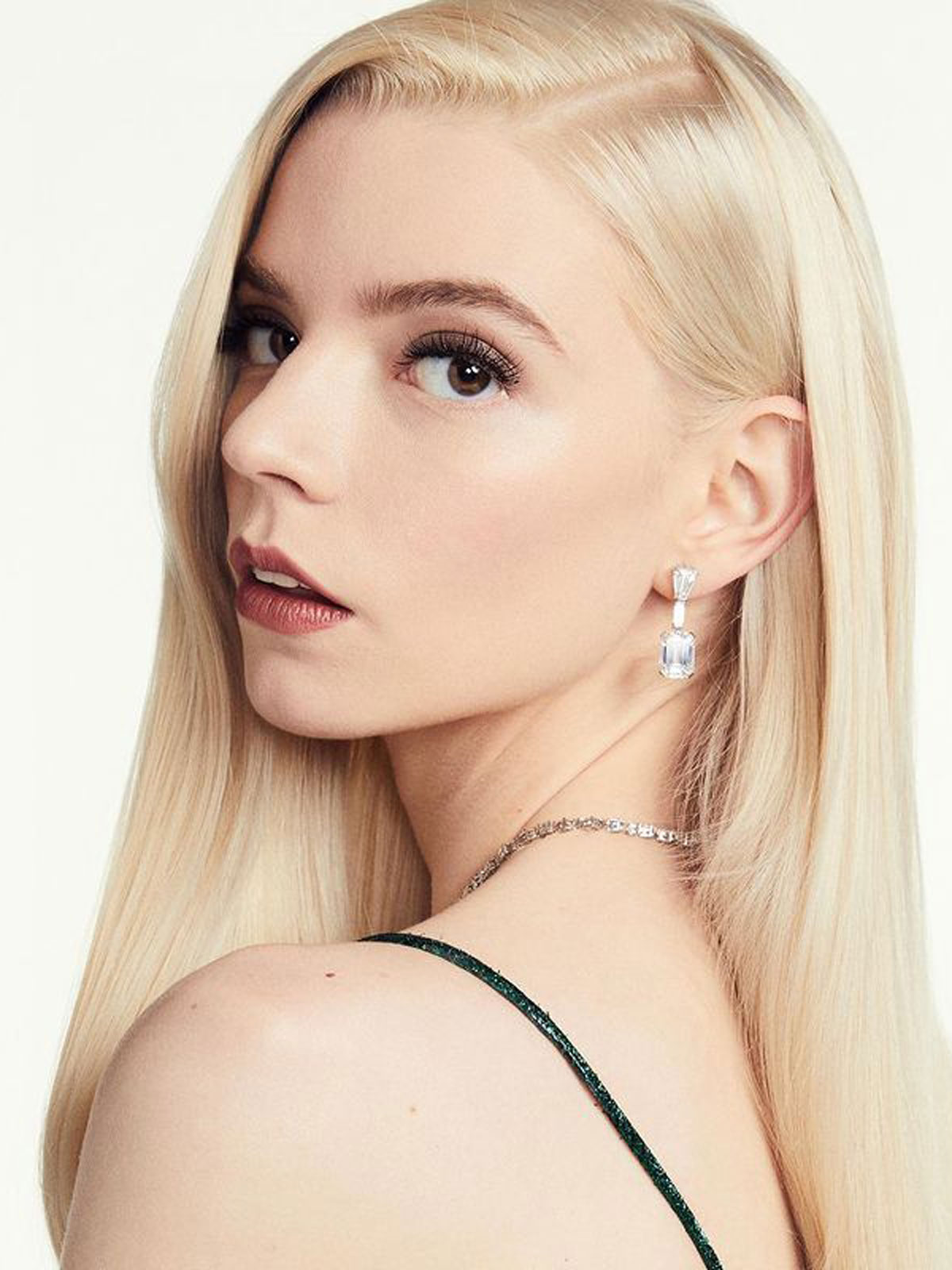 Anya Taylor-Joy Dior beauty Golden Globes