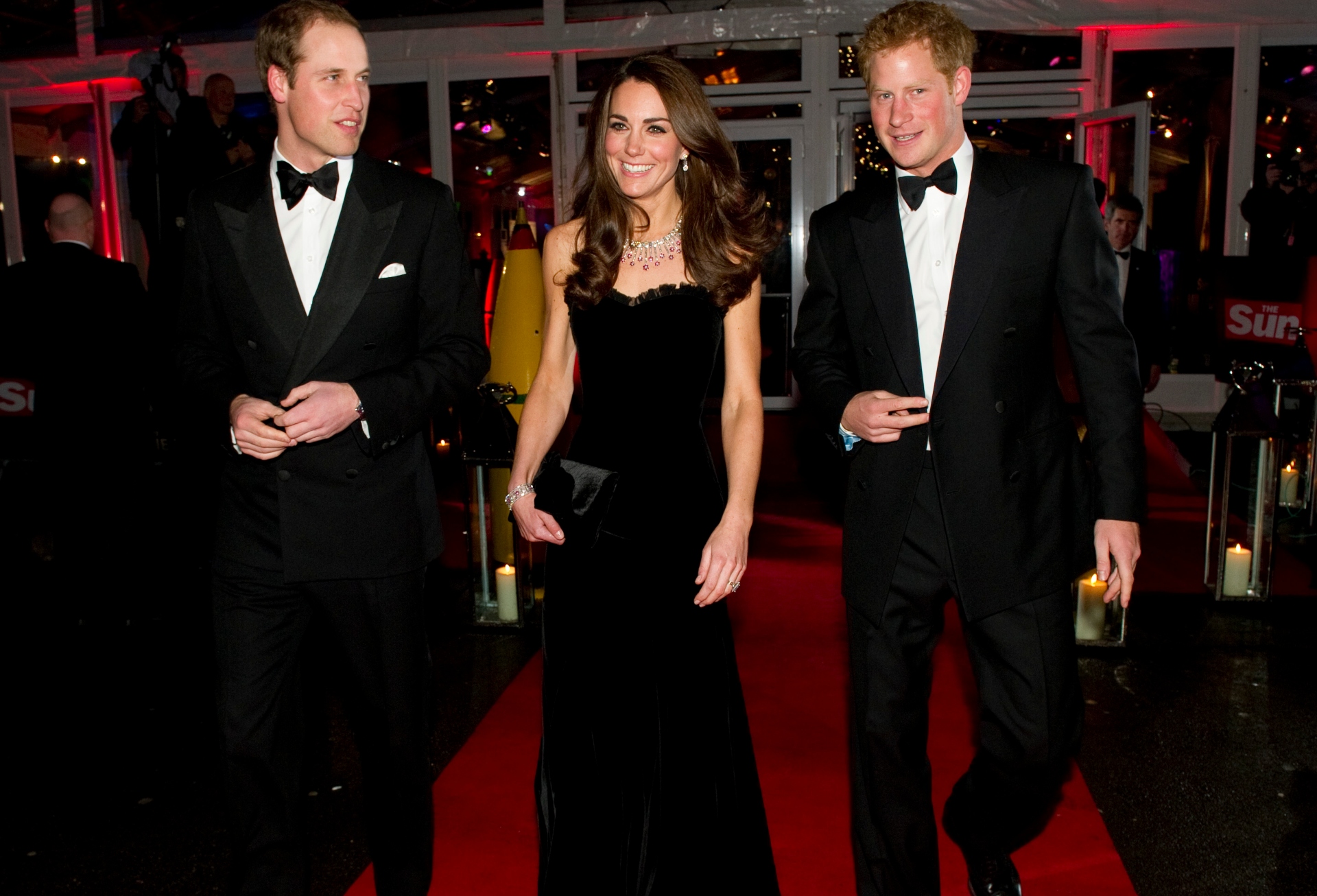 kate-middleton-wearing-black