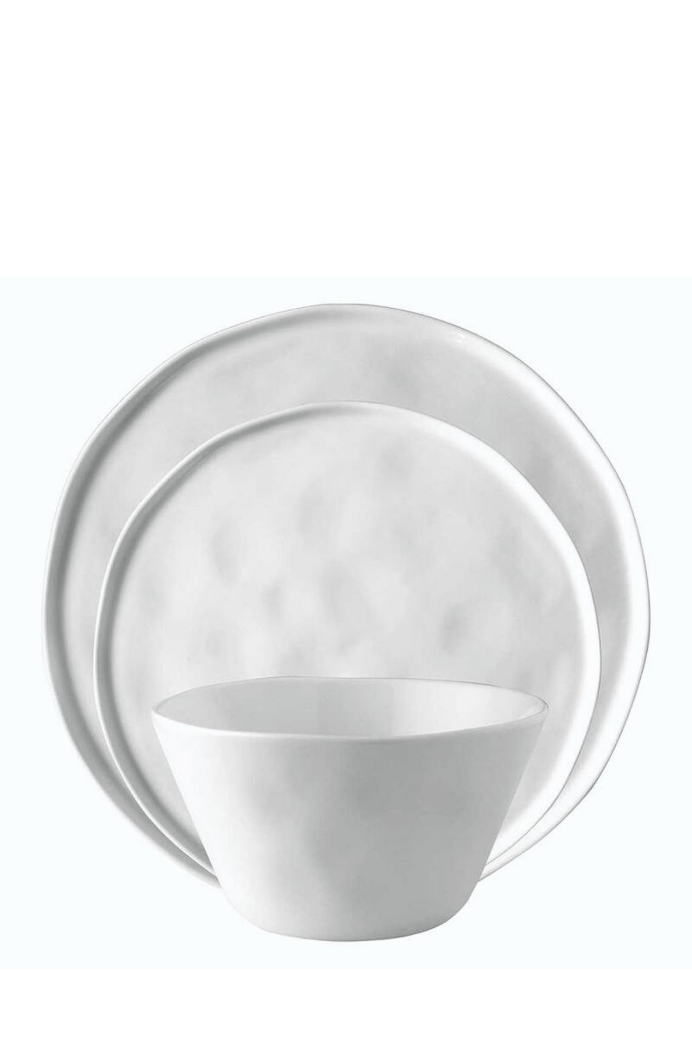 white-irregular-plates